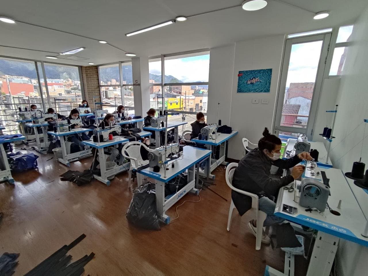 Protocolo de Cuidado para Impermeables en una Flota de Moto