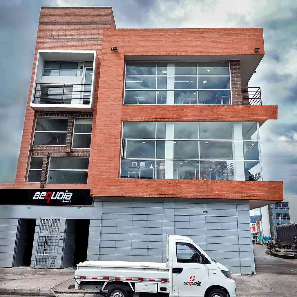 Edificio fabrica Sequoia Speed